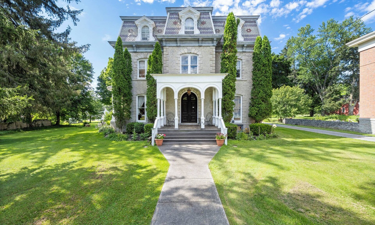 Cherry Valley Bed & Breakfast | Near Cooperstown – 10-BR Mansion w/Private Chef Meals & Team Party Allowed