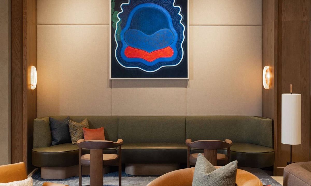 Lower Allston Hotel | Near Fenway | Gym. Restaurant + Full Kitchen