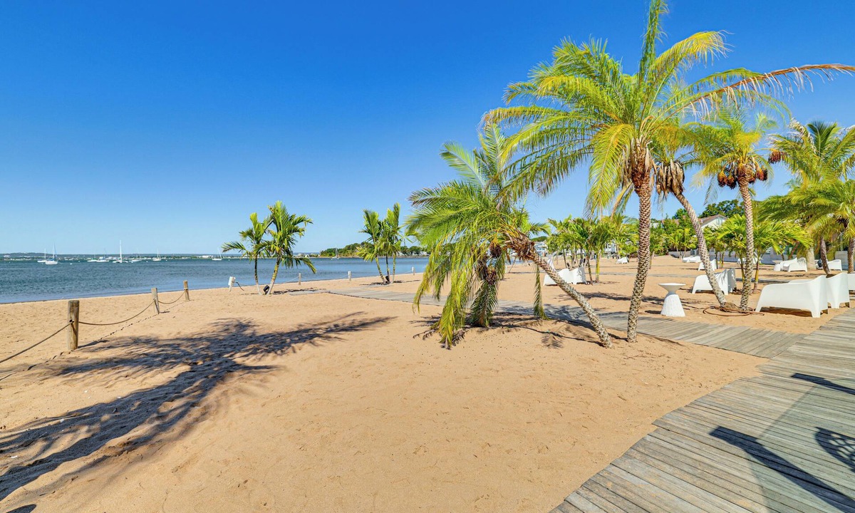 East Shore Cottage | Near Yale & Lighthouse Point Beach: Home w/Pool!