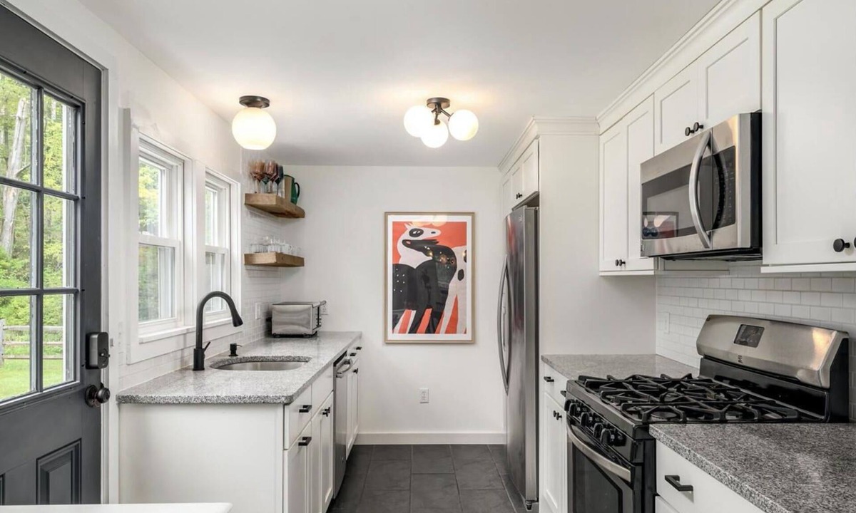 Williamstown House | NEW! Berkshire Bliss. Cheery & comfortable private home in Williamstown Center