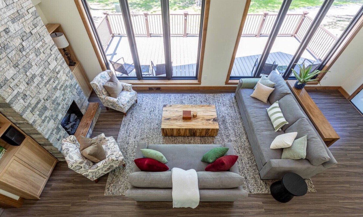 Catskill House | NEW: Gorgeous Grand Chalet w/Hot Tub & Views