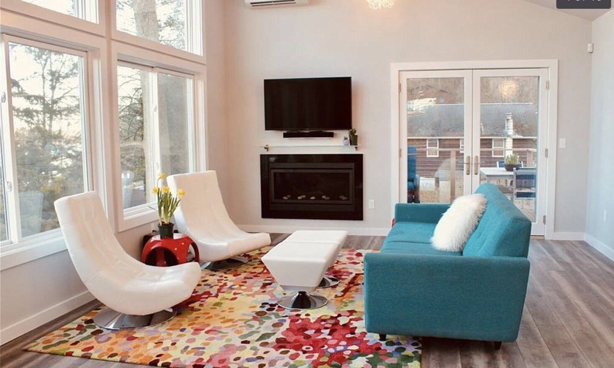New Fairfield House | New Modern Candlewood Lake House Retreat-Getaway
