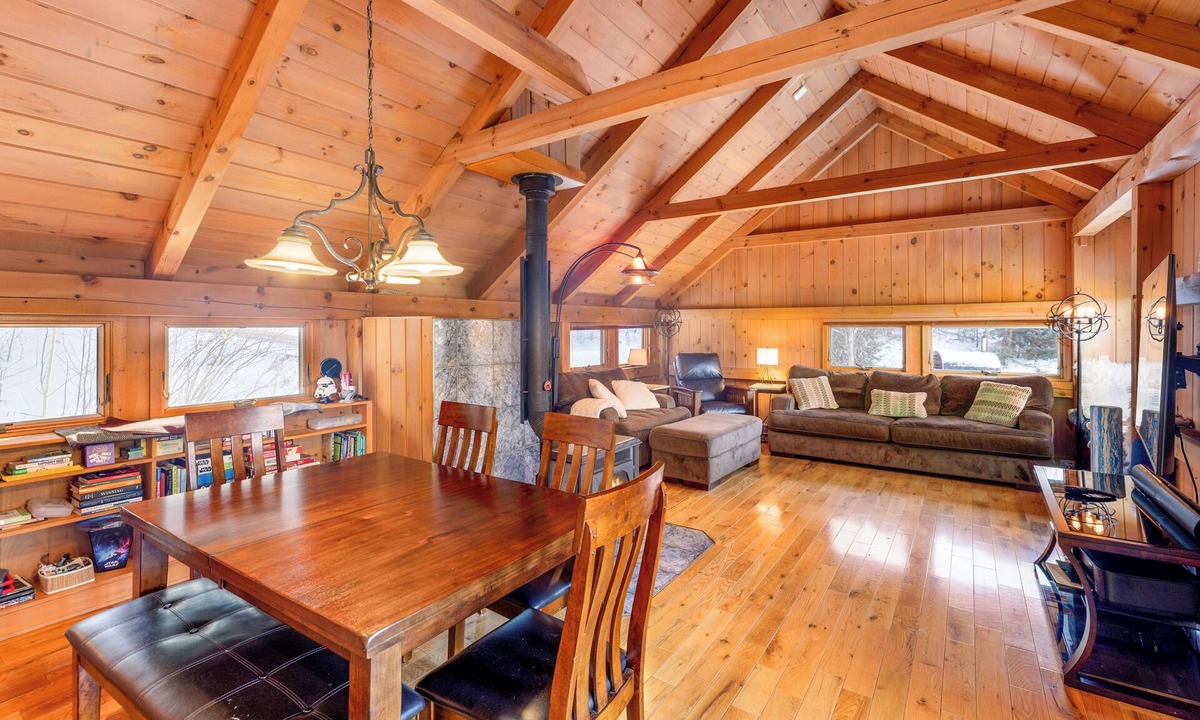 Stowe House | New Spacious Stowe Home, Central A/C Stowe Mt Views. Sauna, Ask about dog policy