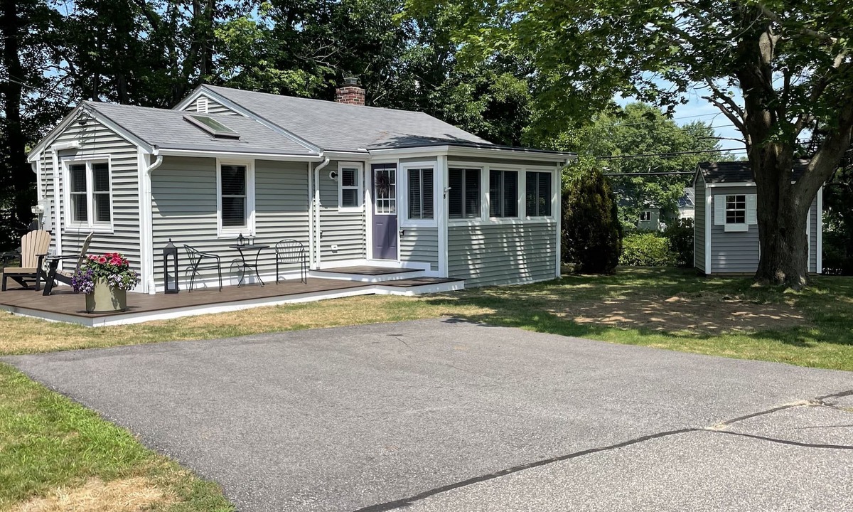 Ogunquit House | New to market, fully renovated year-round beach home
