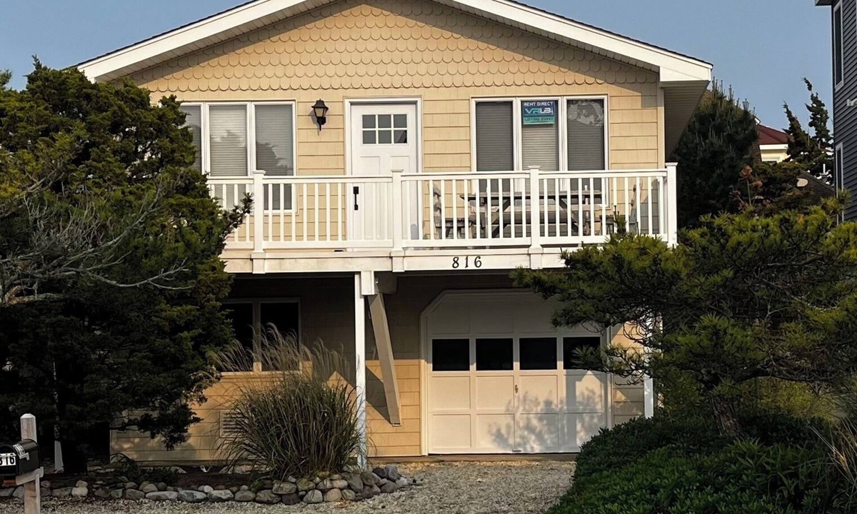Surf City House | Newly Renovated 3-Bedroom House in Surf City - Pet Friendly