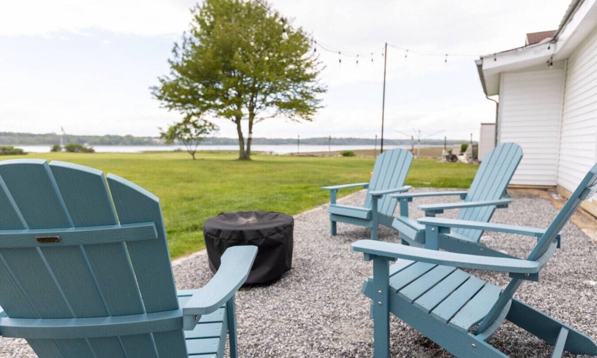 Wells Beach House | Newly renovated beach house steps from Wells beach