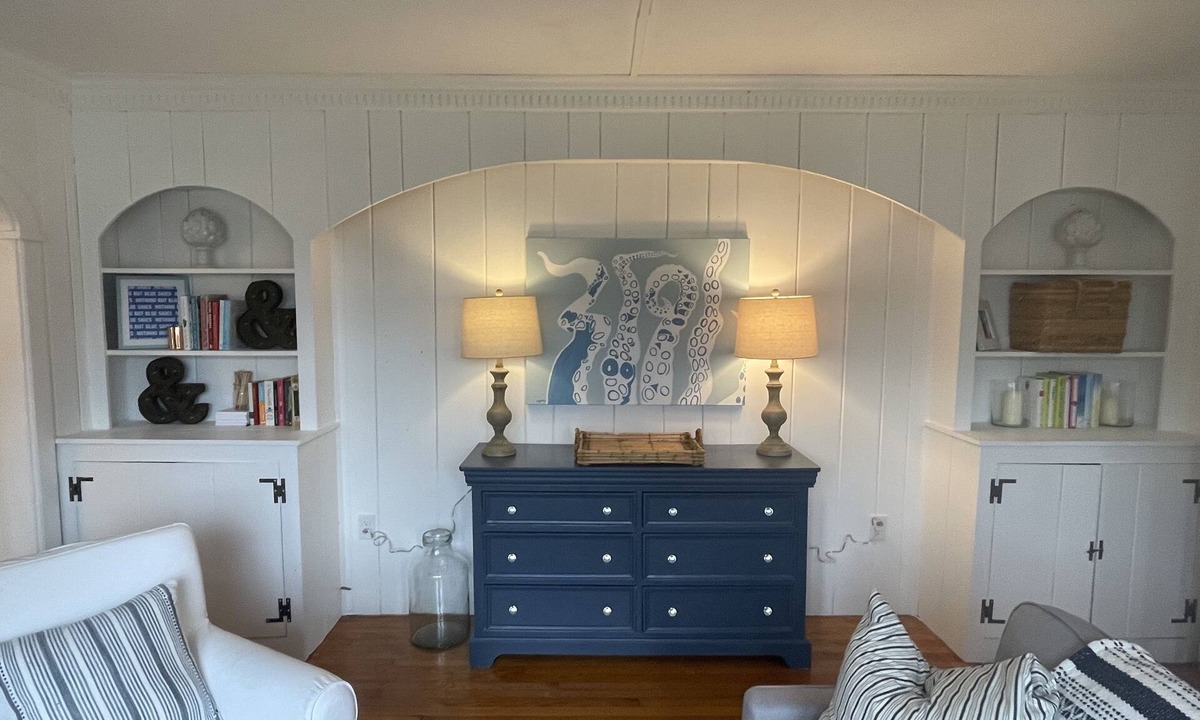 Madison House | Newly renovated cottage in a private beach community.