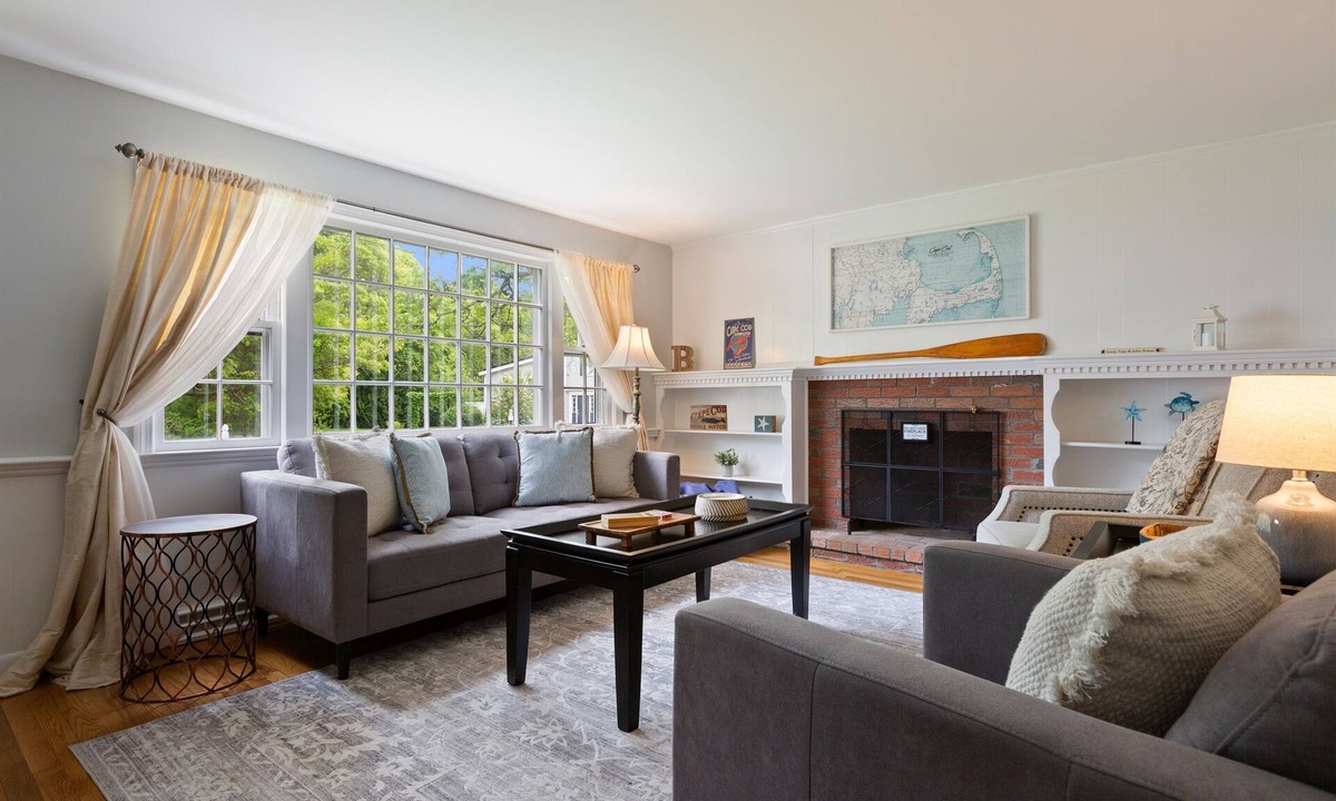Hyannis House | Newly Renovated Hyannis Home w/Fire Pit & Yard