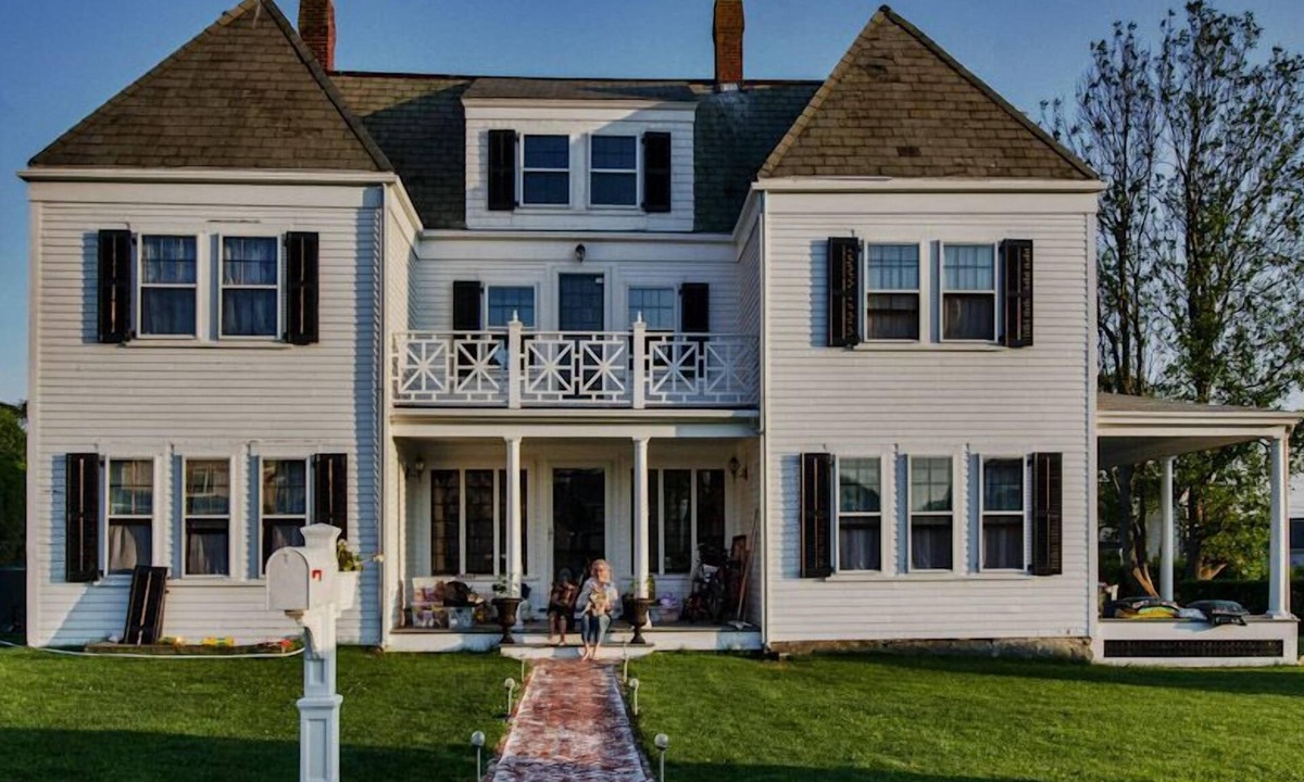 Newport Apartment | Newport - Exclusive Renfrew Park Beach House Waterview Apartment, Central A/C