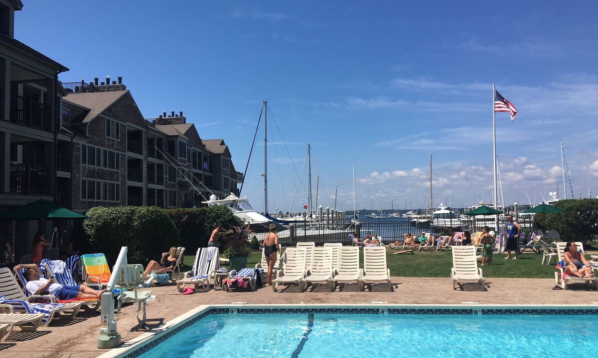 Yachting Village Condo | Newport Onshore - Thames St waterfront! Central location to harbor attractions.