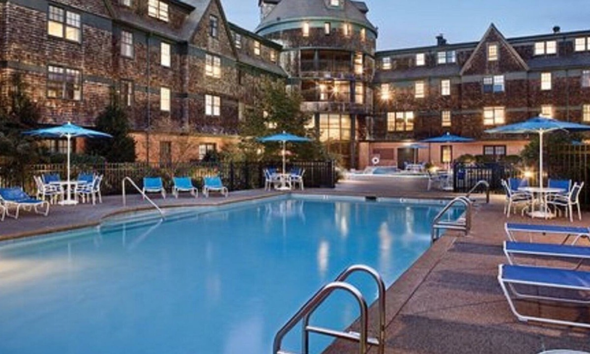 The Point Resort | Newport,RI Down Town 2 Br Wyndham Longwharf Rentals-For Summer/Holidays
