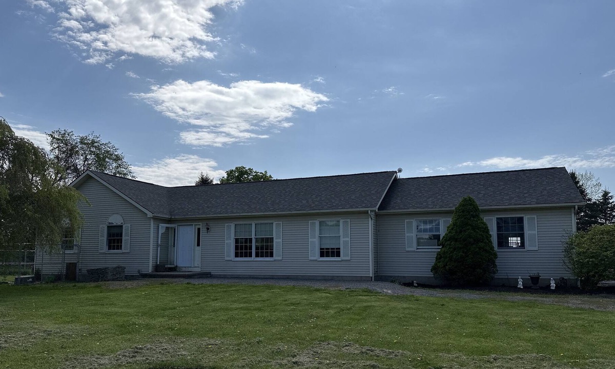 Holcomb House | Nice quiet country setting right across from the golf course!