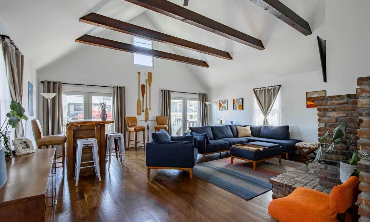 Highlands House | NJShore Gem: Roomy, Spotless, steps to beach, restaurants, shops & Ferry to NYC