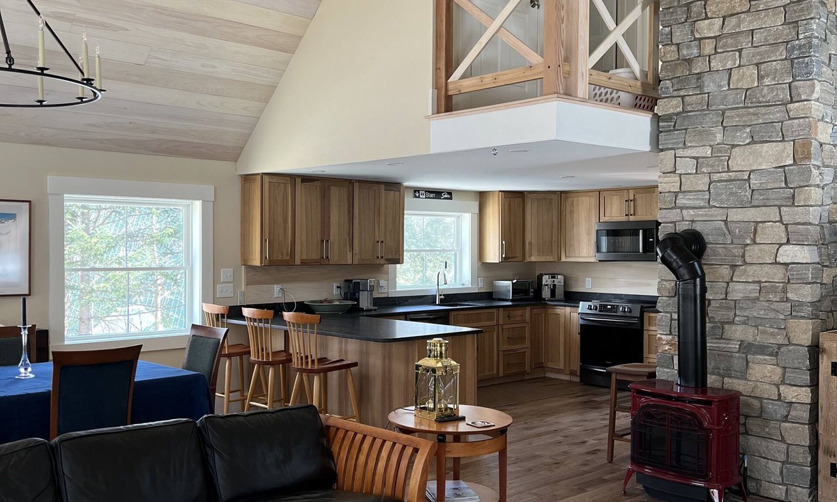 Sunday River Area House | North Star at Sunday River-Walk to Rd Runner Trail! Luxury on Mt.