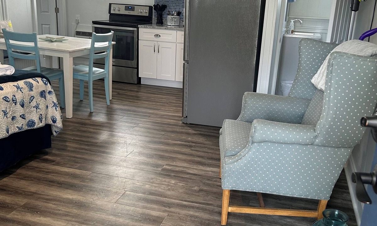 Ocean Park Condo | Ocean view, fully renovated beach condo! Steps to the sand, sleeps 6