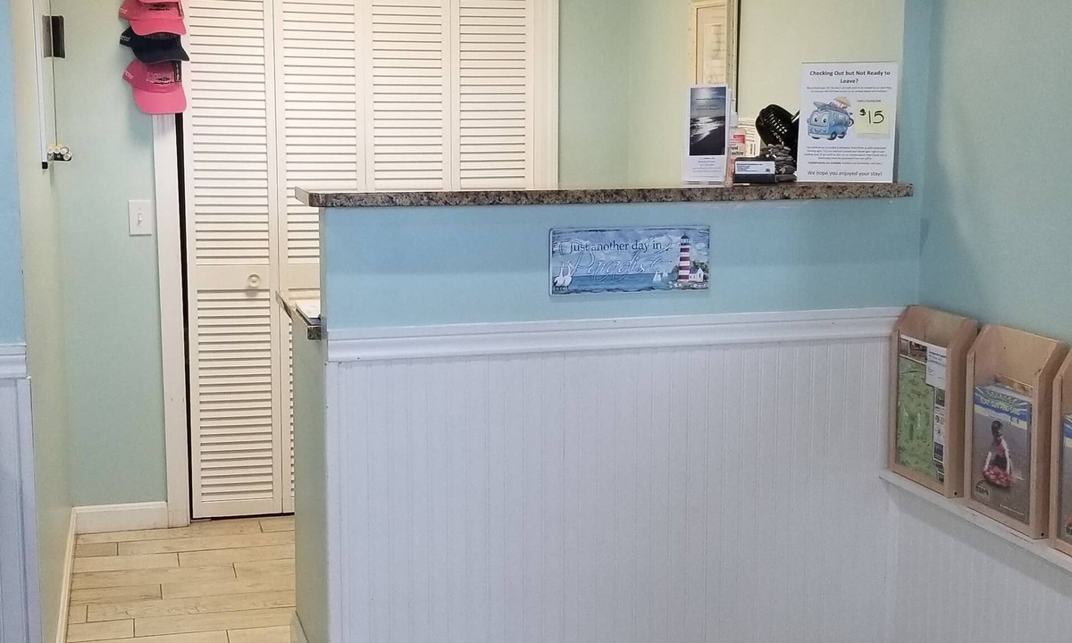 Misquamicut Hotel | Ocean View Westerly