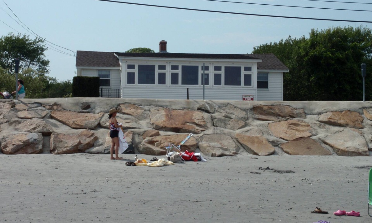 York Beach Cottage | Oceanfront Beach House With Stunning Views, 20' To Beach,