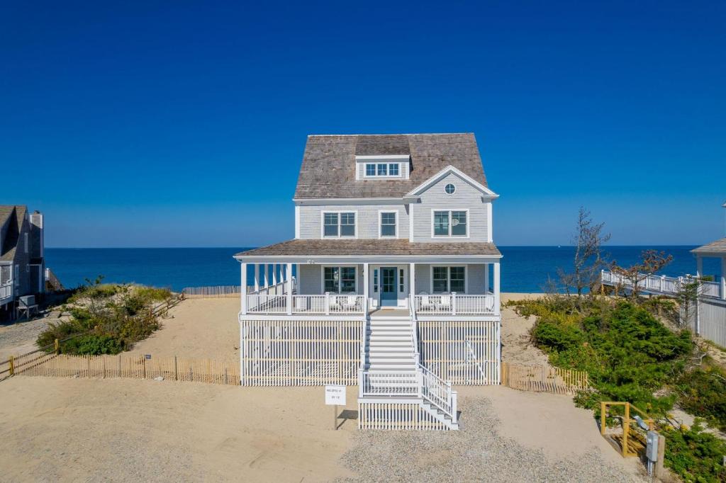 East Sandwich House | Oceanfront Cape Escape with Panoramic Bay Views