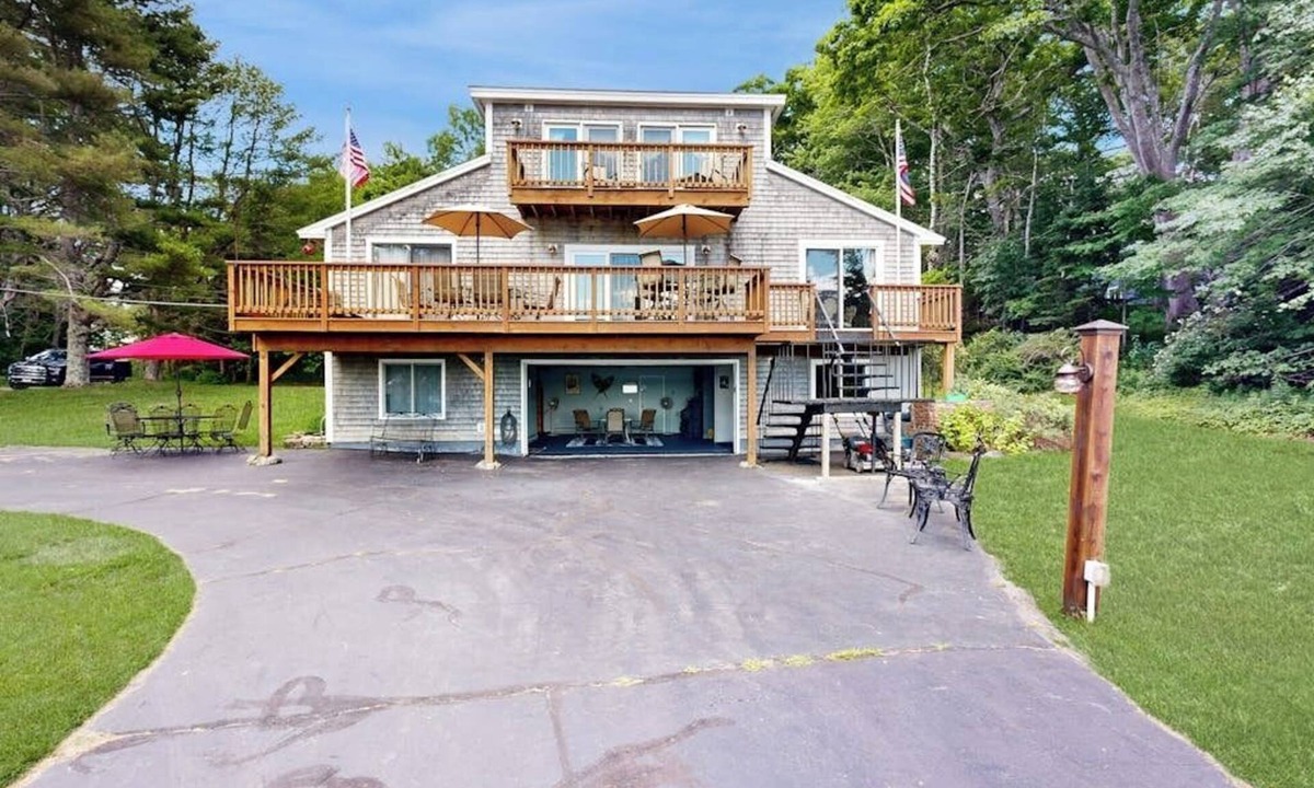 East Boothbay House | Oceanfront Home in East Boothbay w/Linekin Bay Views, Decks, WiFi, Washer/Dryer