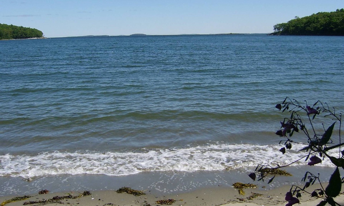 Glen Cove House | Oceanfront,Unobstructed Views Private Onsite ocean access to a small sandy beach