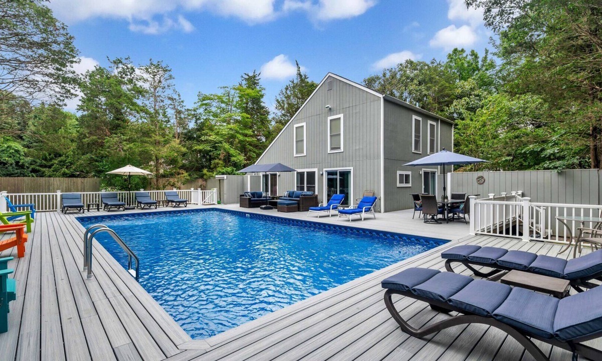 Clearwater Beach House | Open Plan, Summery Furnishings, Spacious Deck with Patio Furniture, Access.