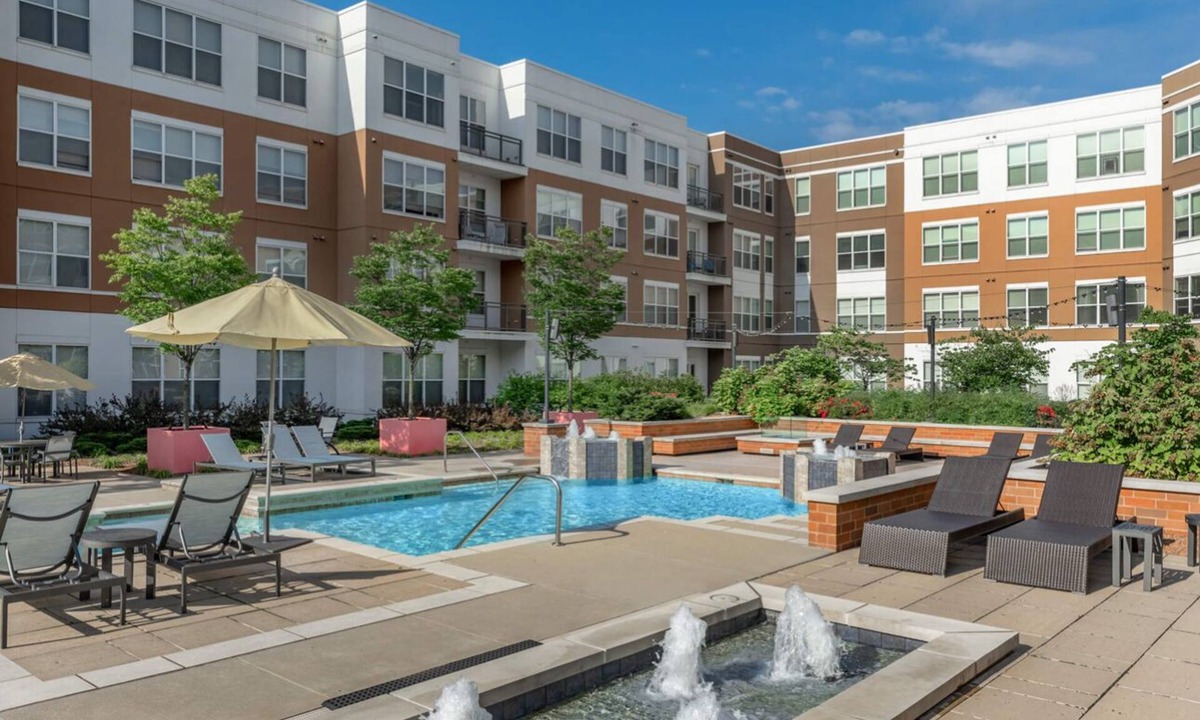 Beachwood Apartment | Our bright and airy apartment offers 1 bedroom, featuring a queen-size bed
