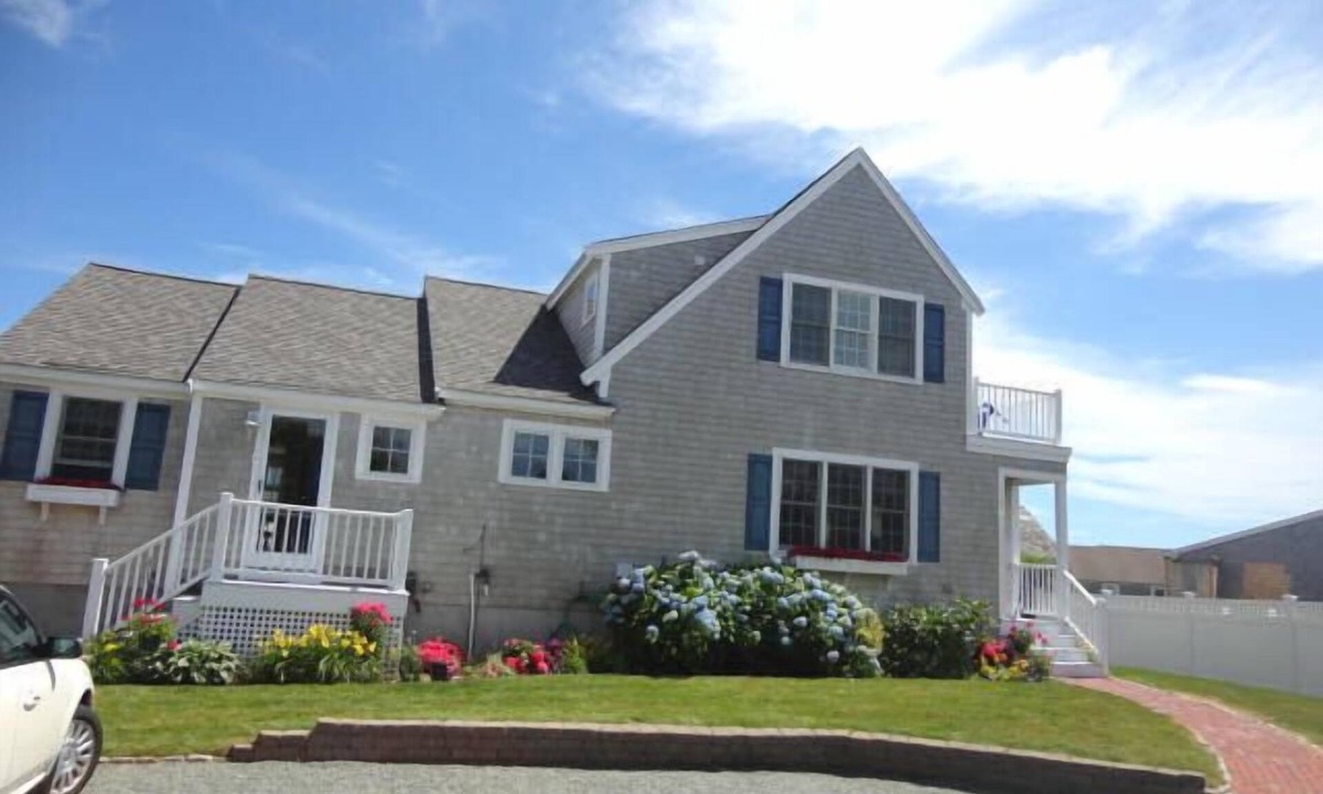 West Yarmouth House | Outstanding Rental Home In Gated Great Island Ocean Club (2338)