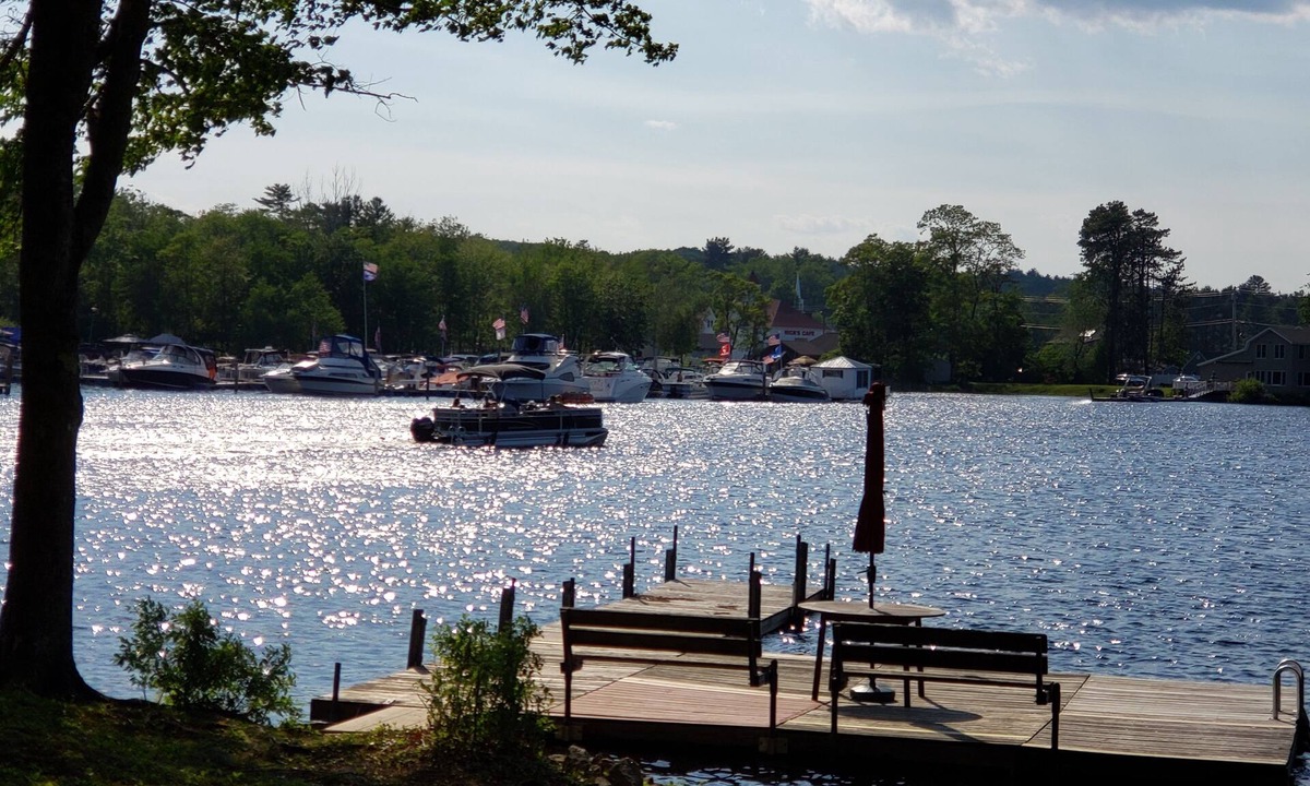 Naples House | Paradise On Brandy Pond - Sleeps 8 - 10. Booking for 2026 now!