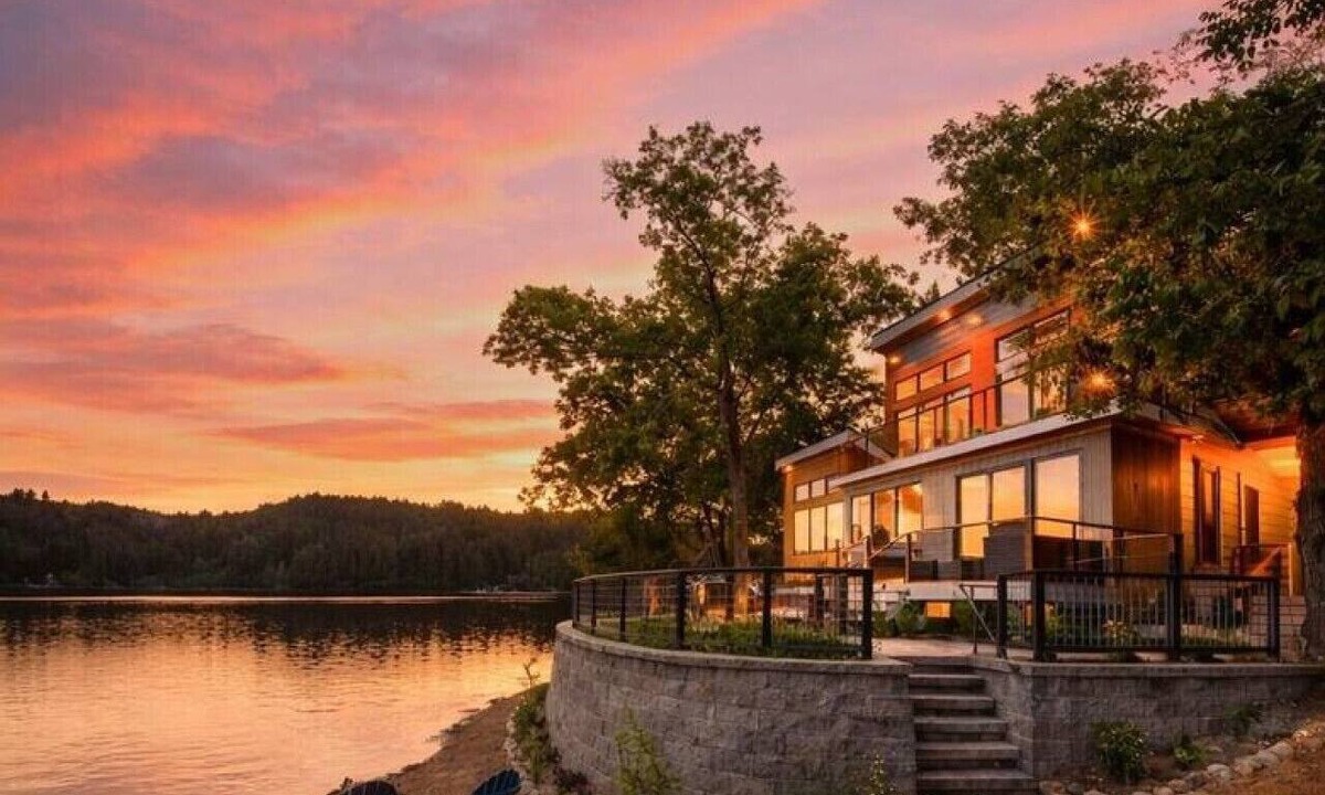 Conway Cabin | Paradise on Pequawket | Lakefront | Hot Tub | New