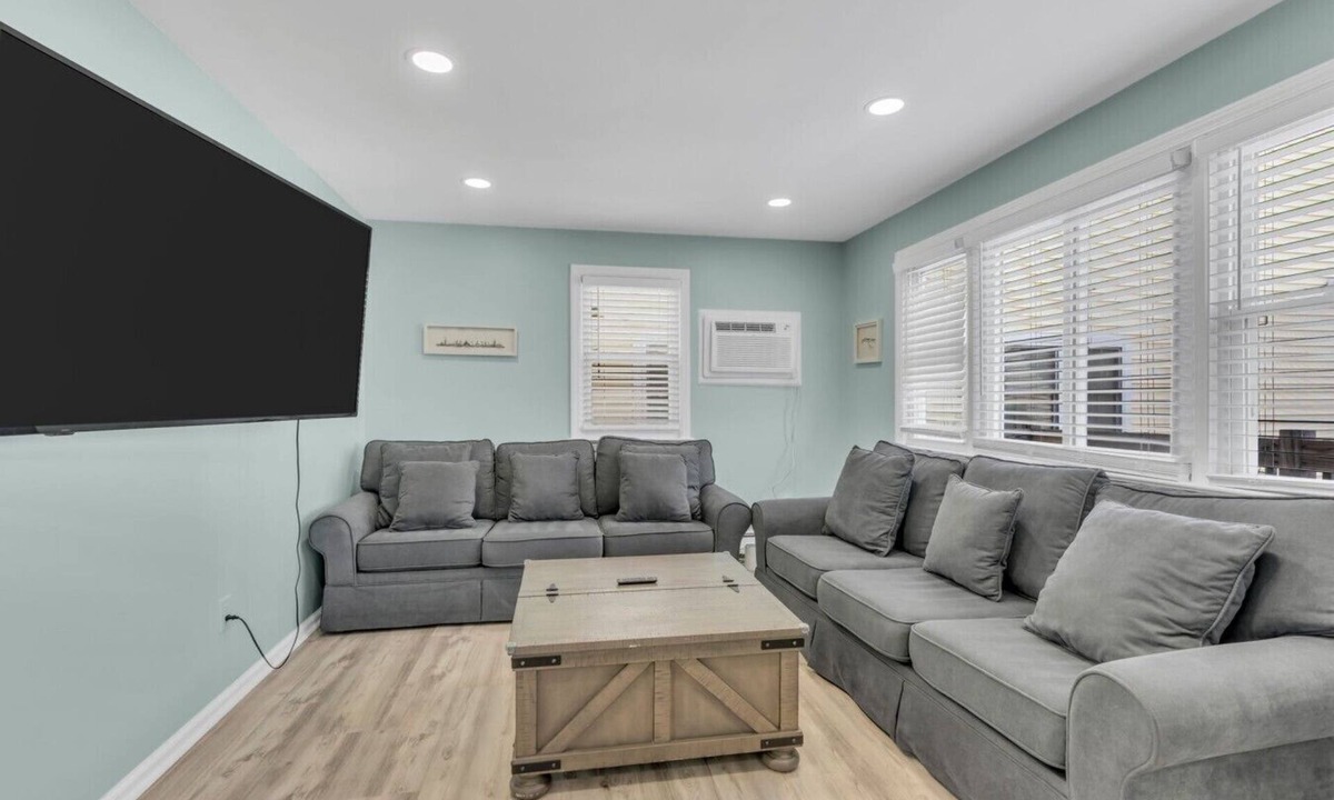 Seaside Heights House | Paxley`s: 2BR Spacious Beach Haven