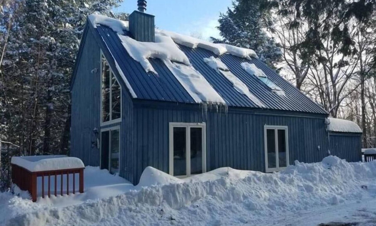 Wilmington Cabin | Peaceful Cabin Perfect for All Seasons