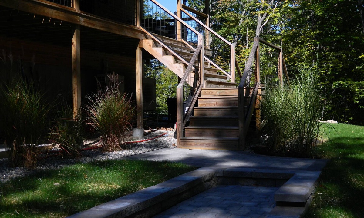 Bridgton House | Peaceful family cabin in the woods