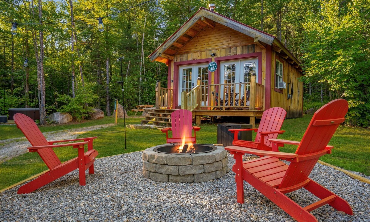 Bethel Cabin | Peaceful Mountain Escape Hot Tub Dogs Welcome