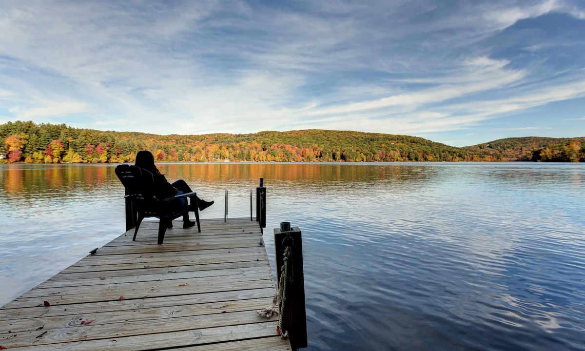 Monterey Cottage | Peaceful, Newly Renovated Lakeside Cottage On Lake Garfield In Berkshires