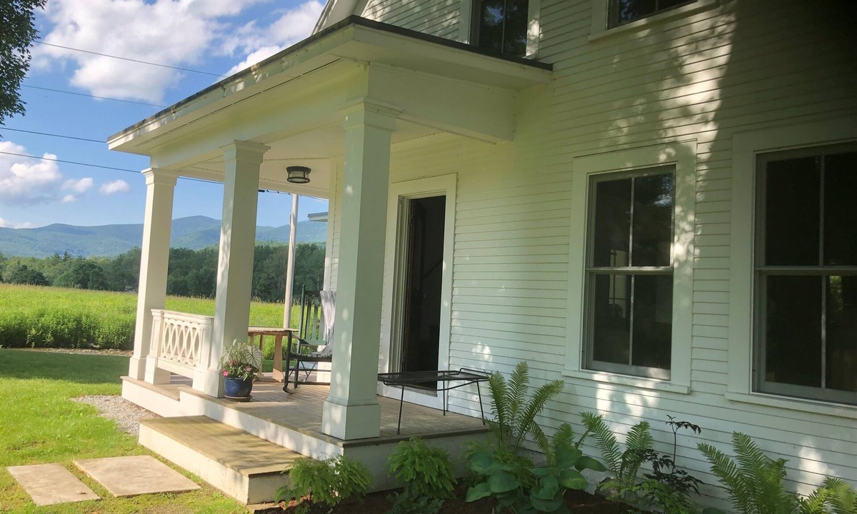 Dorset House | Peaceful Vermont Farmhouse Escape