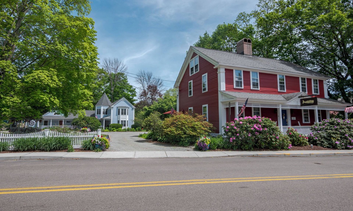 Stonington House | Perfect for Groups! New England Hospitality at its Best!