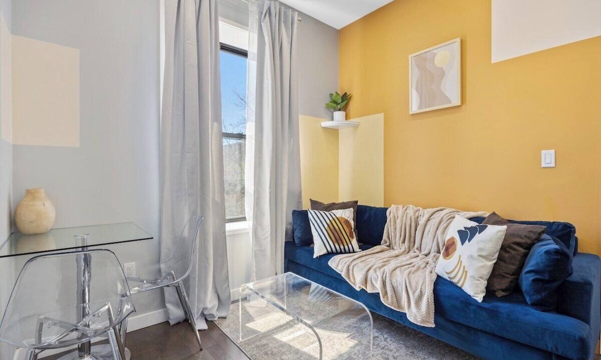 Harlem Hotel | Perfect for Tourism: Near Train, Times Sq, Dining