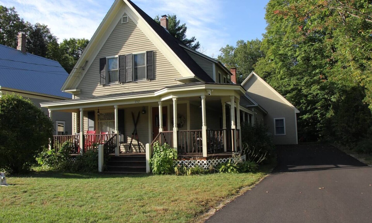 North Conway House | Perfect Location in North Conway Village
