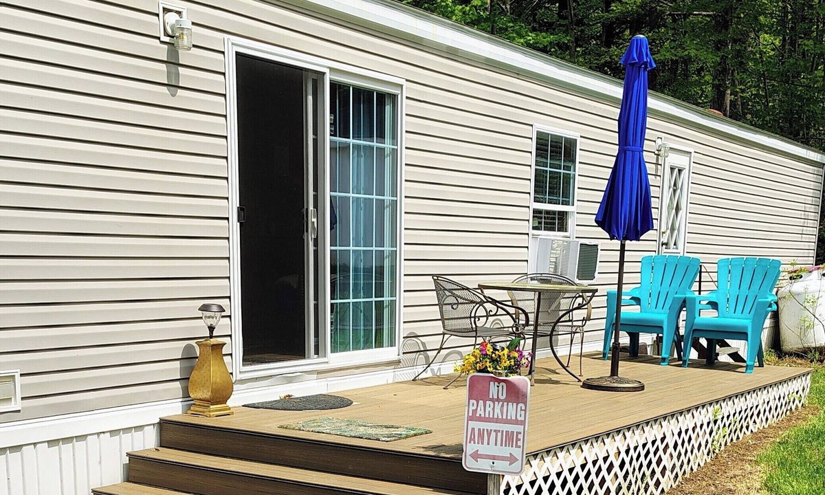 Gilford House | Perfect Winnipesaukee Get-A-Way. Minutes from everything!