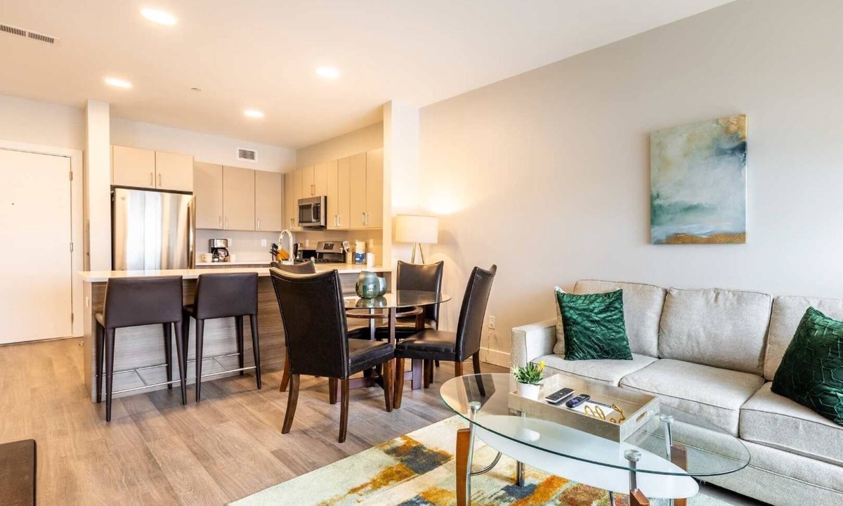 Fairfield Apartment | Pet Friendly Apartment Downtown