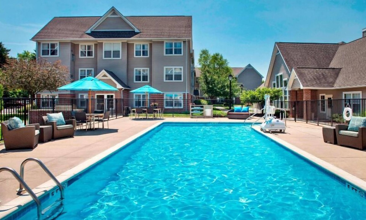 Bethlehem Hotel | Pet-Friendly Unit | 4.3 Miles to Allentown Art Museum | Free Breakfast