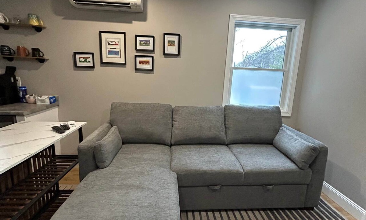 Old North End Apartment | Pet-Friendly Unit | Spacious Yard & Walk to Downtown
