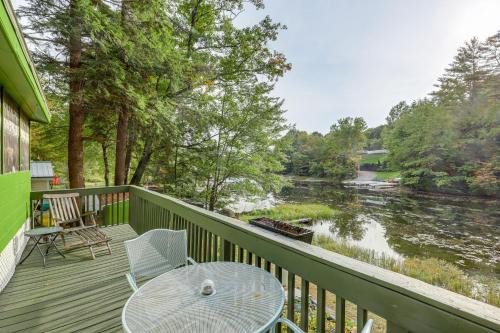 Weare Apartment | Piscataquog River Retreat w/Dock! Fish & Paddle