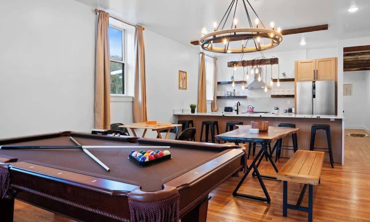 Pocono Summit Apartment | Pocono Summit Lodge Game Room & Family Fun!