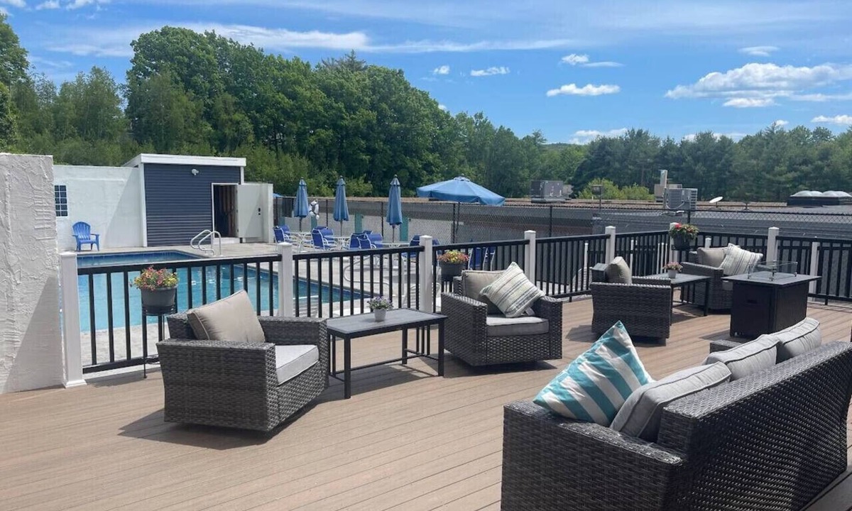 Gilford Condo | Pool, Restaurants, Concerts, Close to Everything!