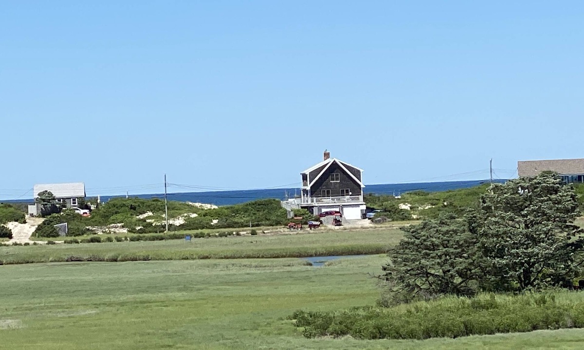 East Sandwich House | Prime Bayside location. North of Rte 6A. East Sandwich, MA