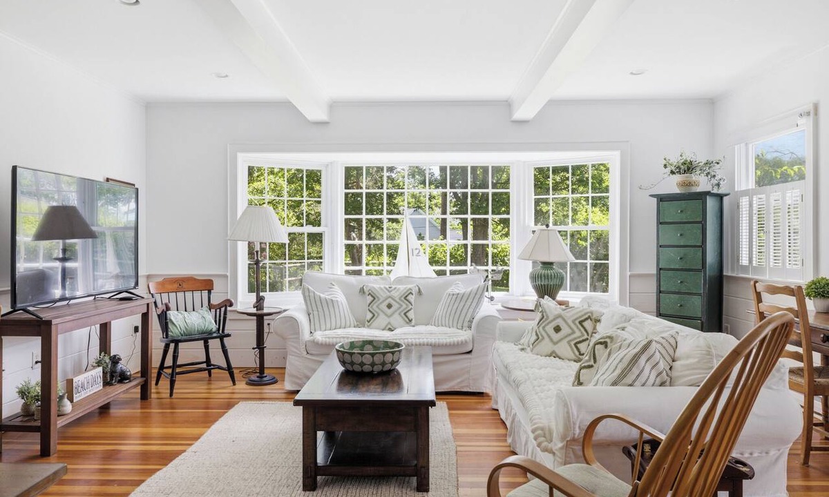 Kennebunk Cottage | Private 3BR/2BA guest house with its own entrance. Walk to nearby beaches, unwind on the deck, grill dinner, and enjoy the outdoor shower—a short drive to Lower Village, Kennebunk, and Dock Square, Kennebunkport, and all its offerings.