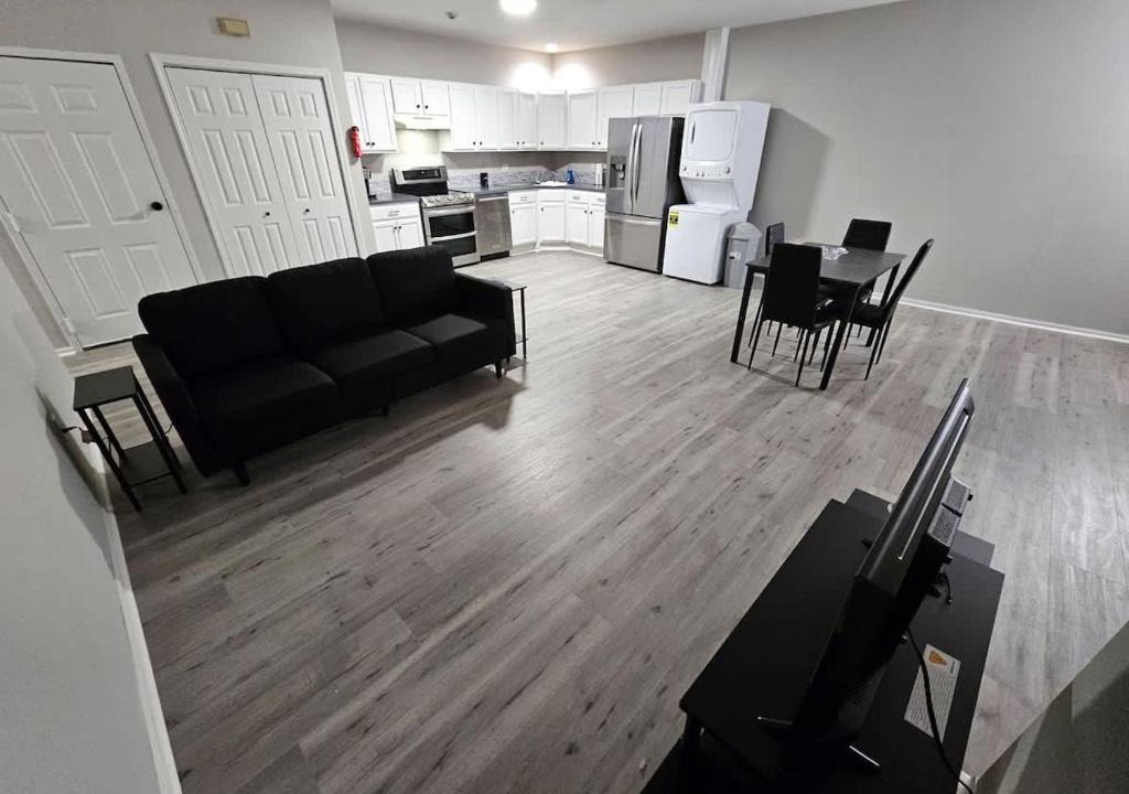Southbury Apartment | Private Apartment in Southbury 103