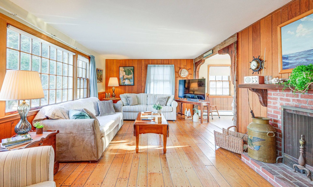 West Dennis Cottage | Private Dock: Fisherman's Paradise on Bass River