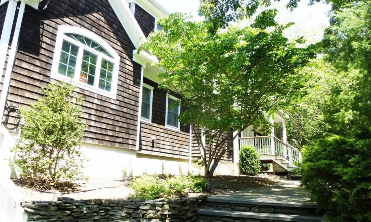 Northwest Harbor House | Private Home in East Hampton.